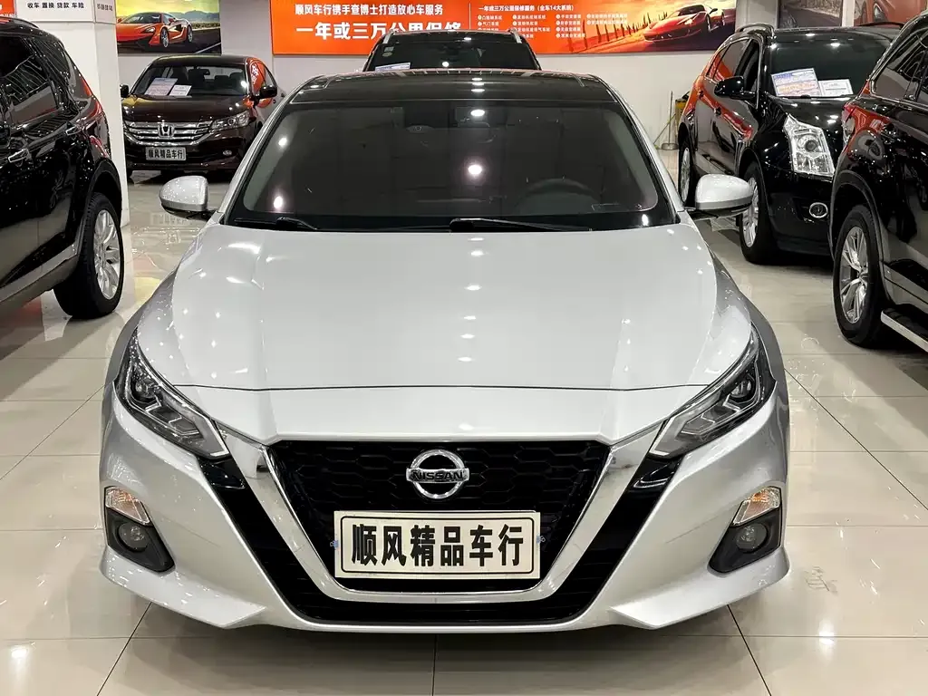 Nissan Teana 2022 из CN, фото 2