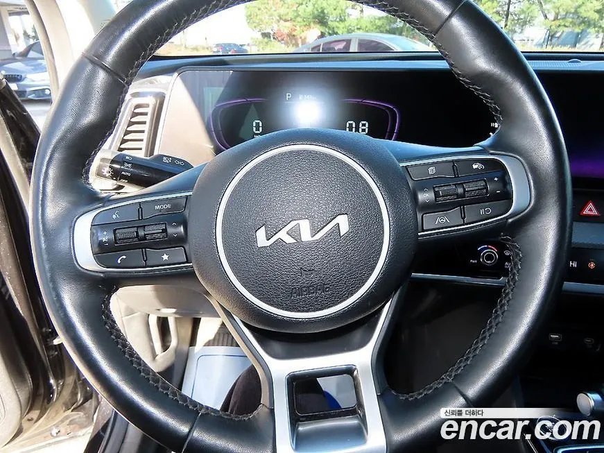 Kia Sportage — фото 8