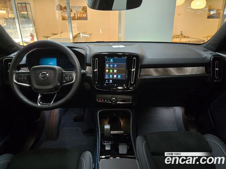 Volvo XC40 2024 из KR, фото 7