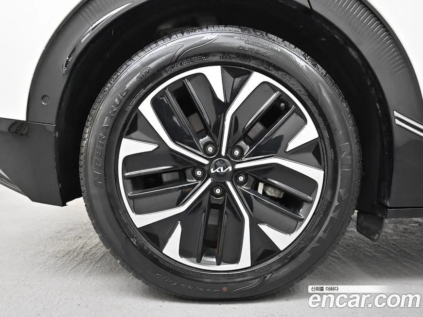 Kia EV6 2022 из KR, фото 5