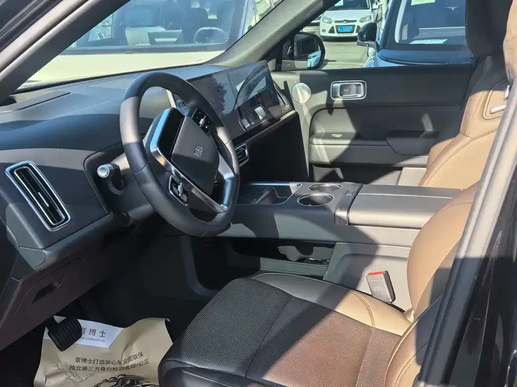 Li Auto L8 2023 из CN, фото 3