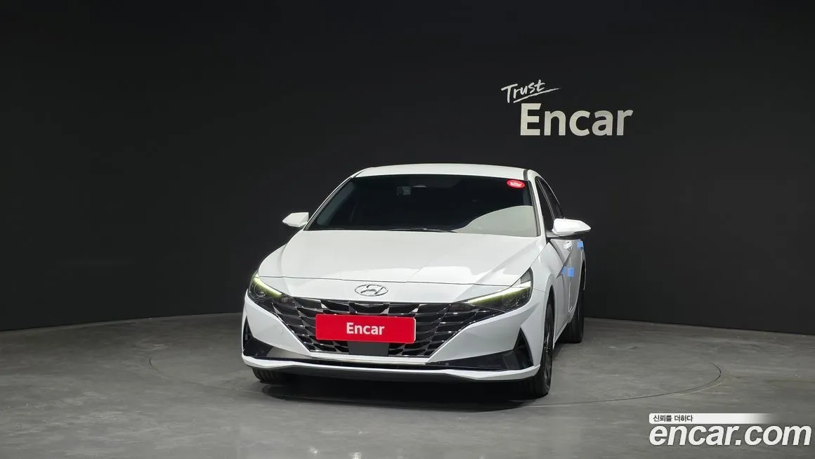Hyundai AVANTE — фото 3