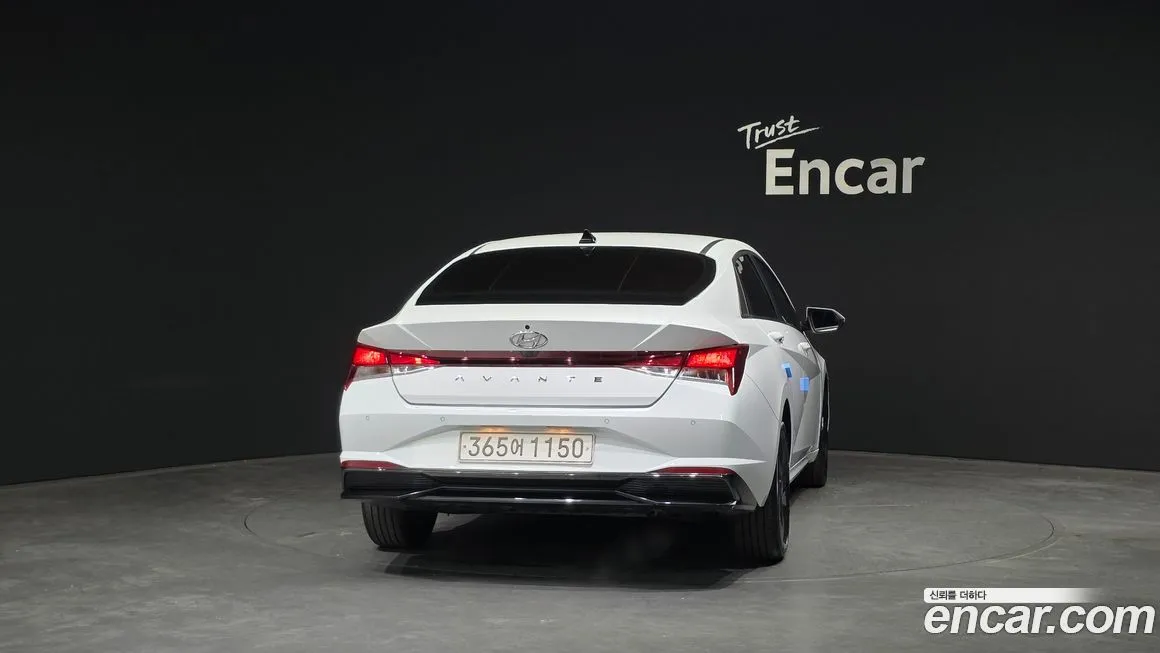 Hyundai AVANTE — фото 4