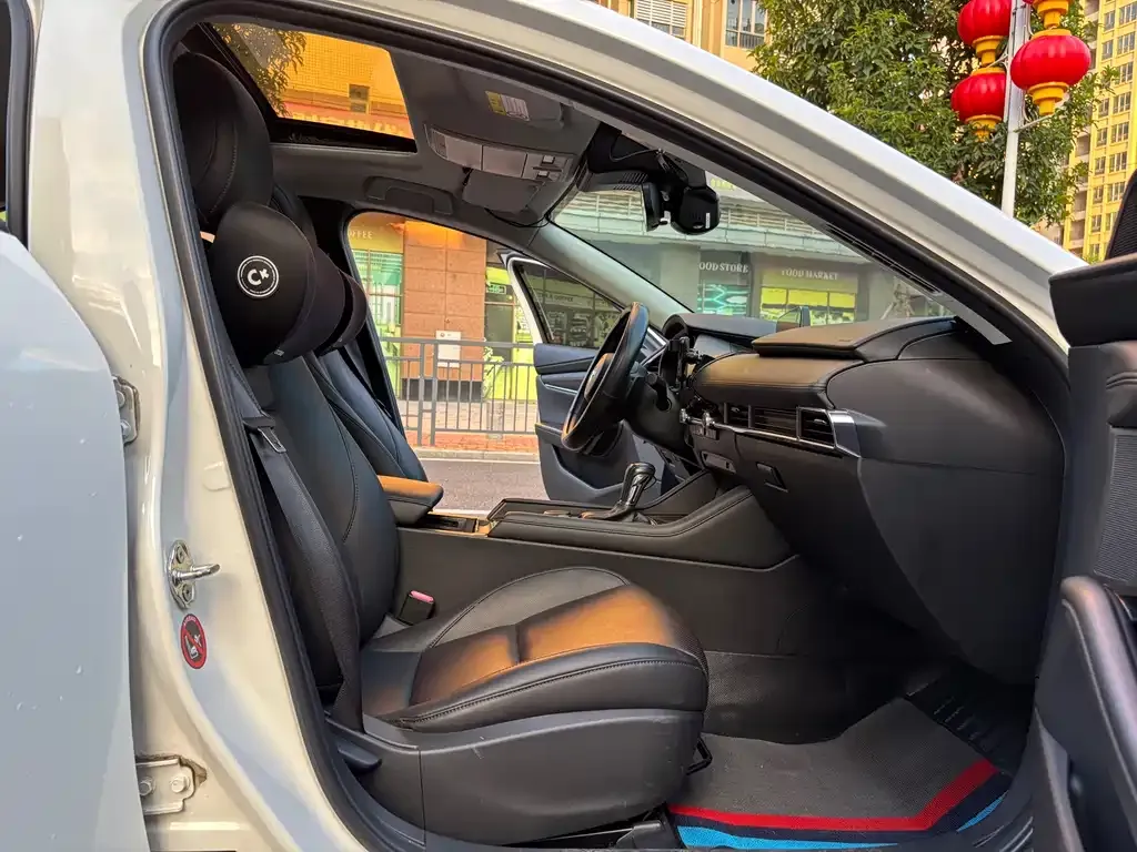 Mazda 3 Axela 2022 из CN, фото 7