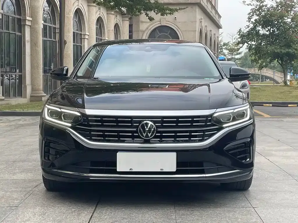 Volkswagen Passat 2022 из CN, фото 3