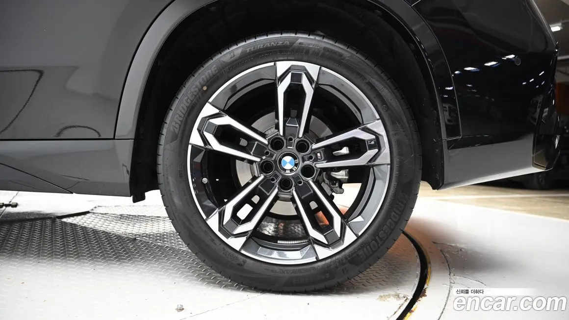 BMW X1 — фото 5
