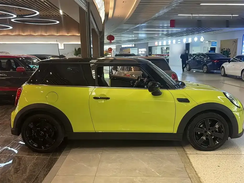 MINI Cooper (3-door) 2023 из CN, фото 4
