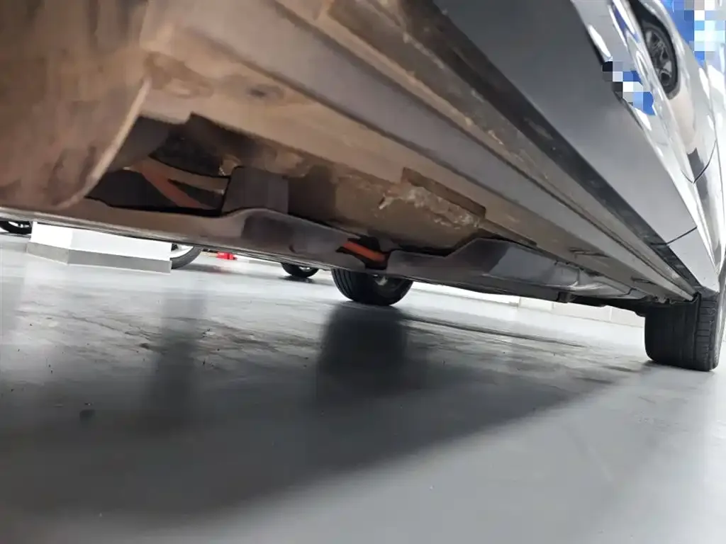 Audi Q2L e-tron 2021 из CN, фото 4