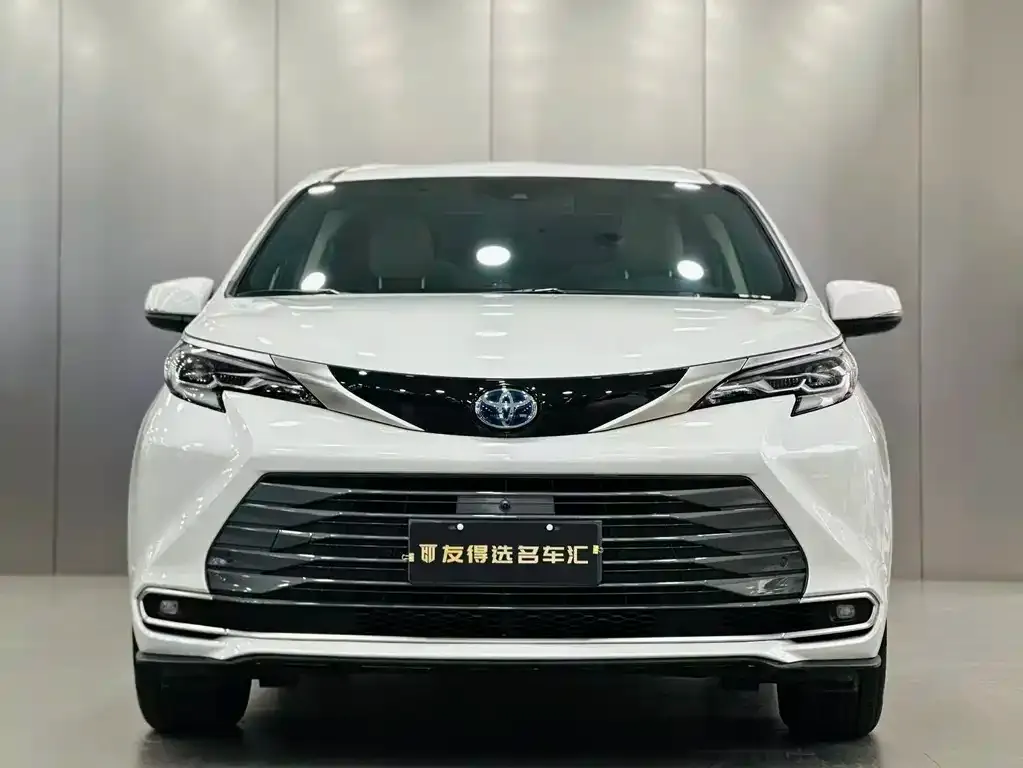 Toyota Sienna 2022 из CN, фото 10