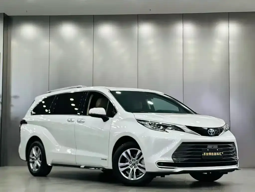 Toyota Sienna 2022 из CN, фото 9