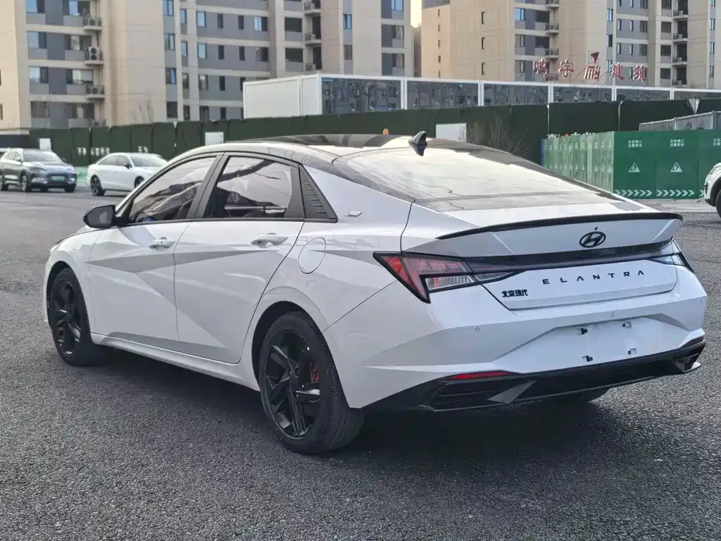 Hyundai Elantra 2023 из CN, фото 6