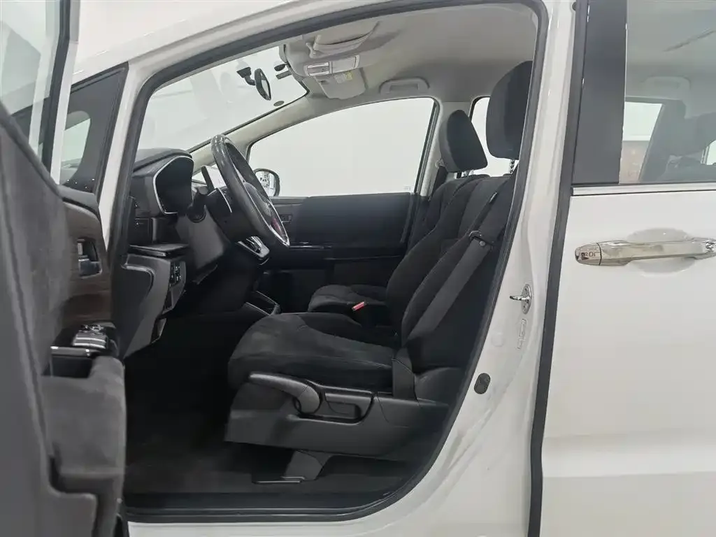Honda Odyssey 2024 из CN, фото 10