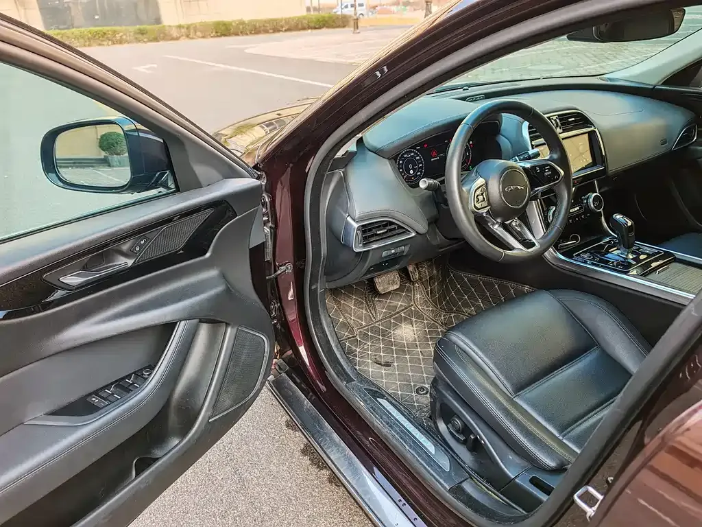 Jaguar XEL 2021 из CN, фото 7