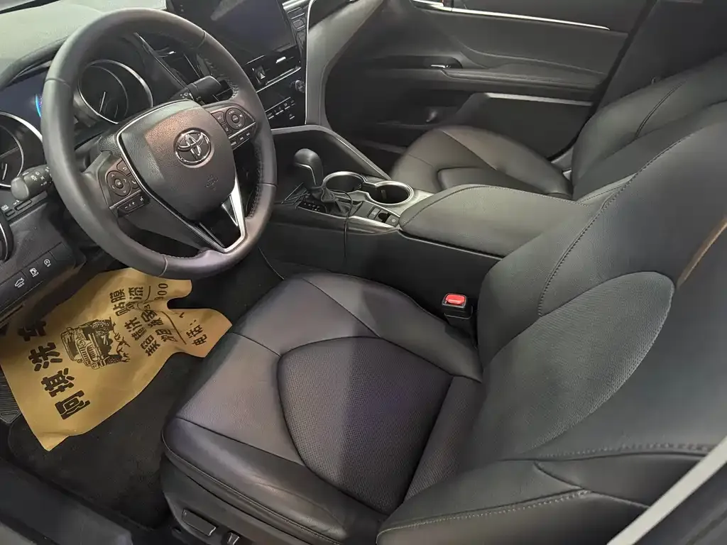 Toyota Camry 2022 из CN, фото 4