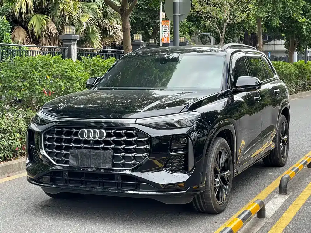 Audi Q6 2023 из CN, фото 1