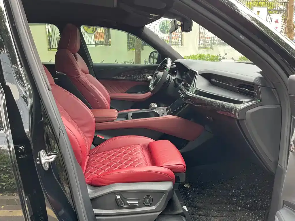 Audi Q6 2023 из CN, фото 10