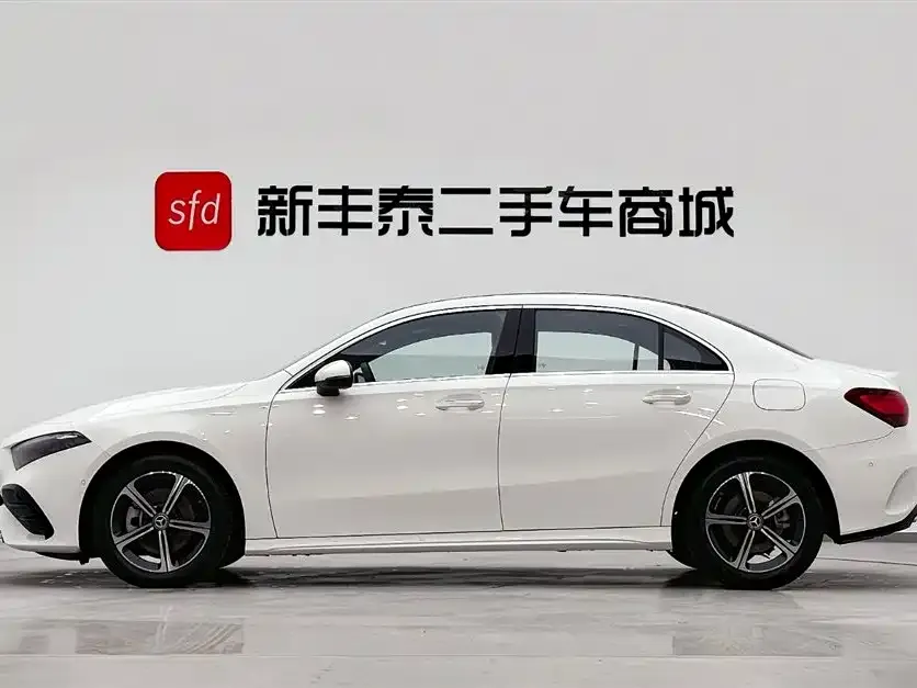 Mercedes-Benz A-Class 2023 из CN, фото 4