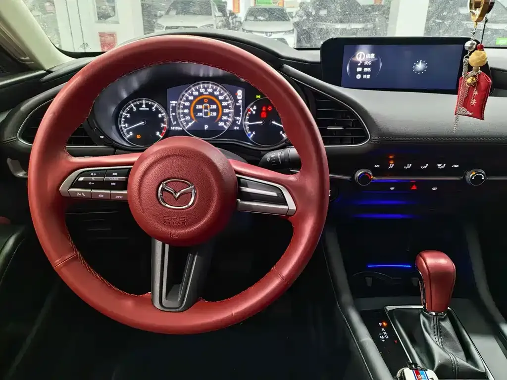Mazda 3 Axela 2022 из CN, фото 10