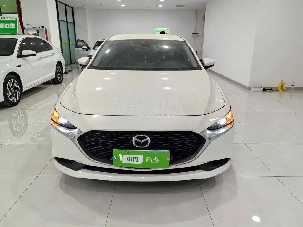 Mazda 3 Axela 2022 из CN, фото 2
