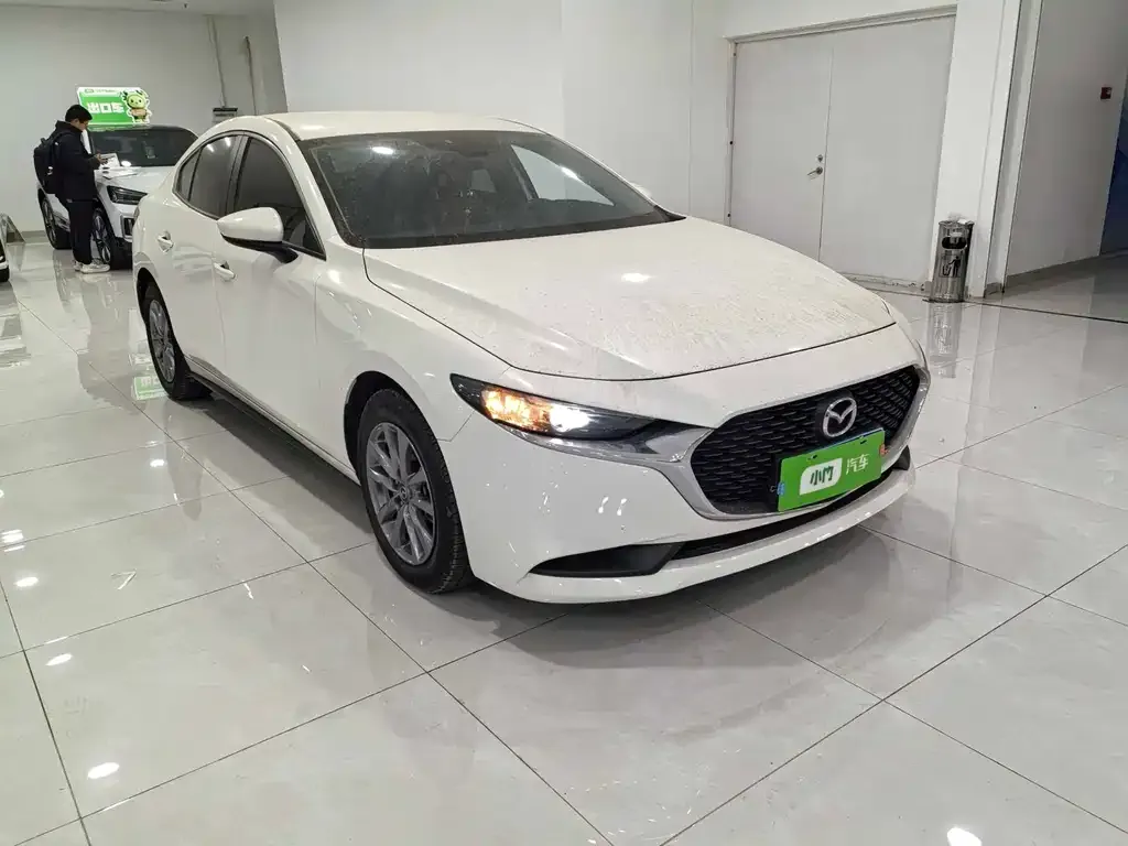Mazda 3 Axela 2022 из CN, фото 3