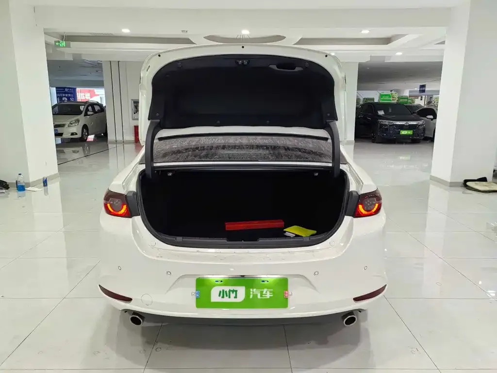 Mazda 3 Axela 2022 из CN, фото 5