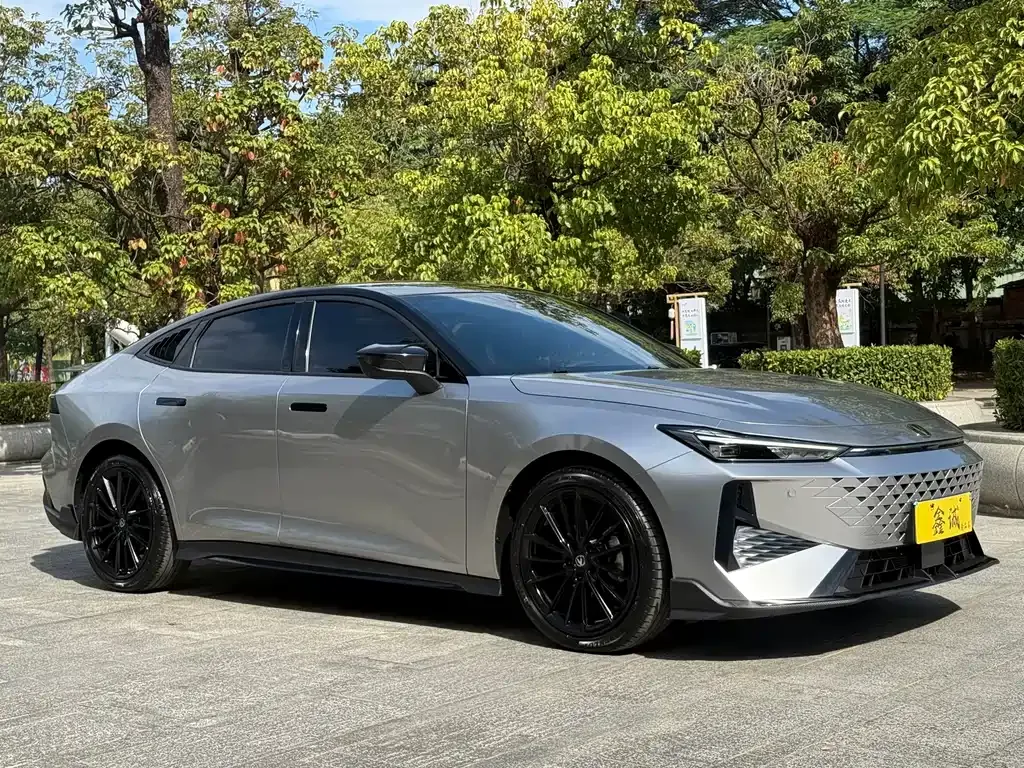 Changan UNI-V 2024 из CN, фото 2