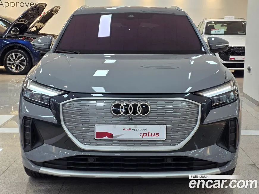 Audi Q4 e-tron 2023 из KR, фото 3