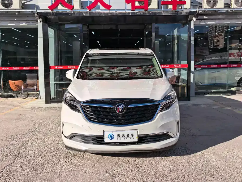 Buick GL8 2021 из CN, фото 2