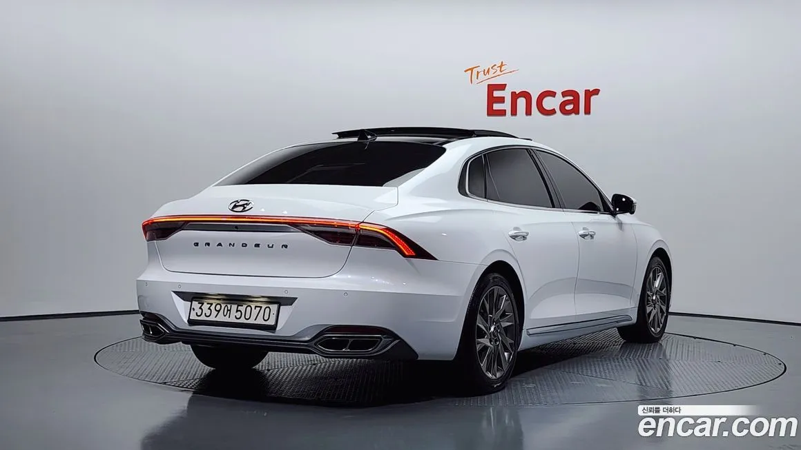 Hyundai Grandeur 2022 из KR, фото 2