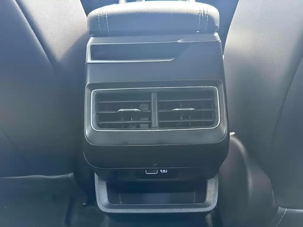 Geely Xingrui 2023 из CN, фото 8