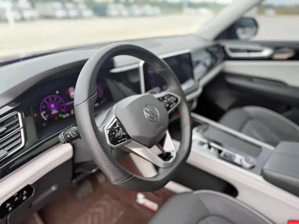 Volkswagen Teramont 2023 из CN, фото 6