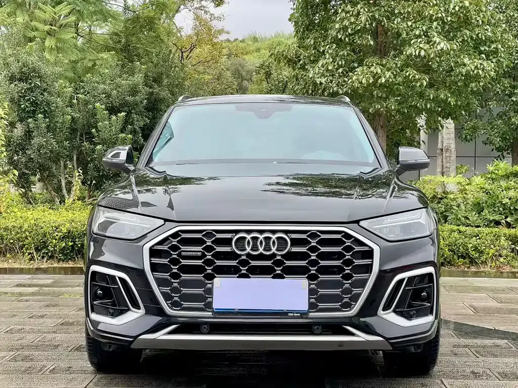 Audi Q5L 2022 из CN, фото 1