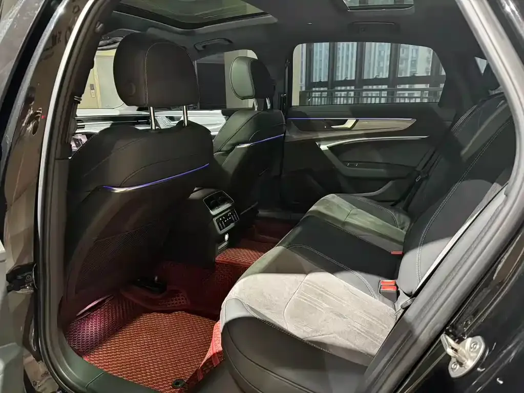 Audi A6L 2021 из CN, фото 5
