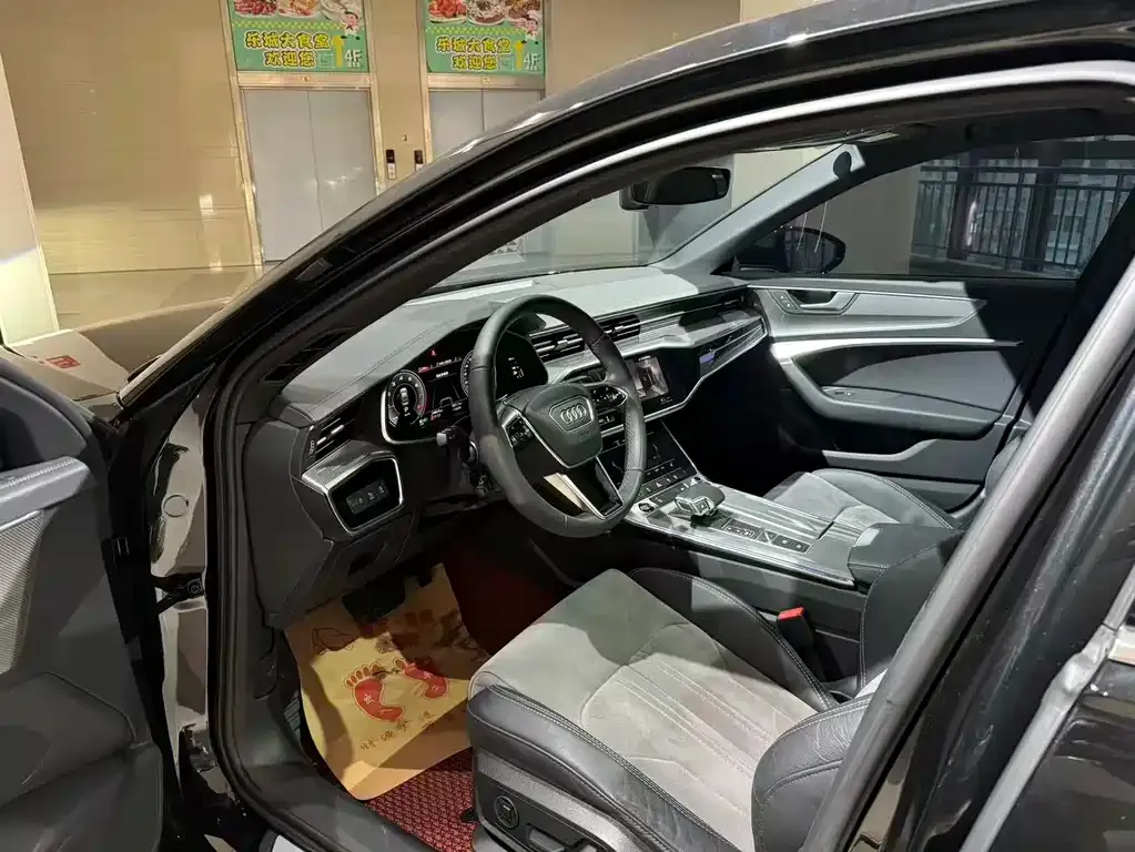 Audi A6L 2021 из CN, фото 6