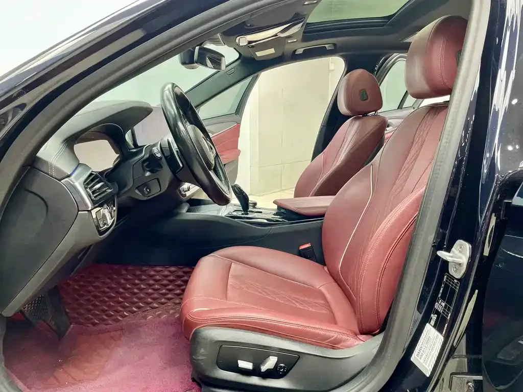 BMW 5 Series 2021 из CN, фото 6