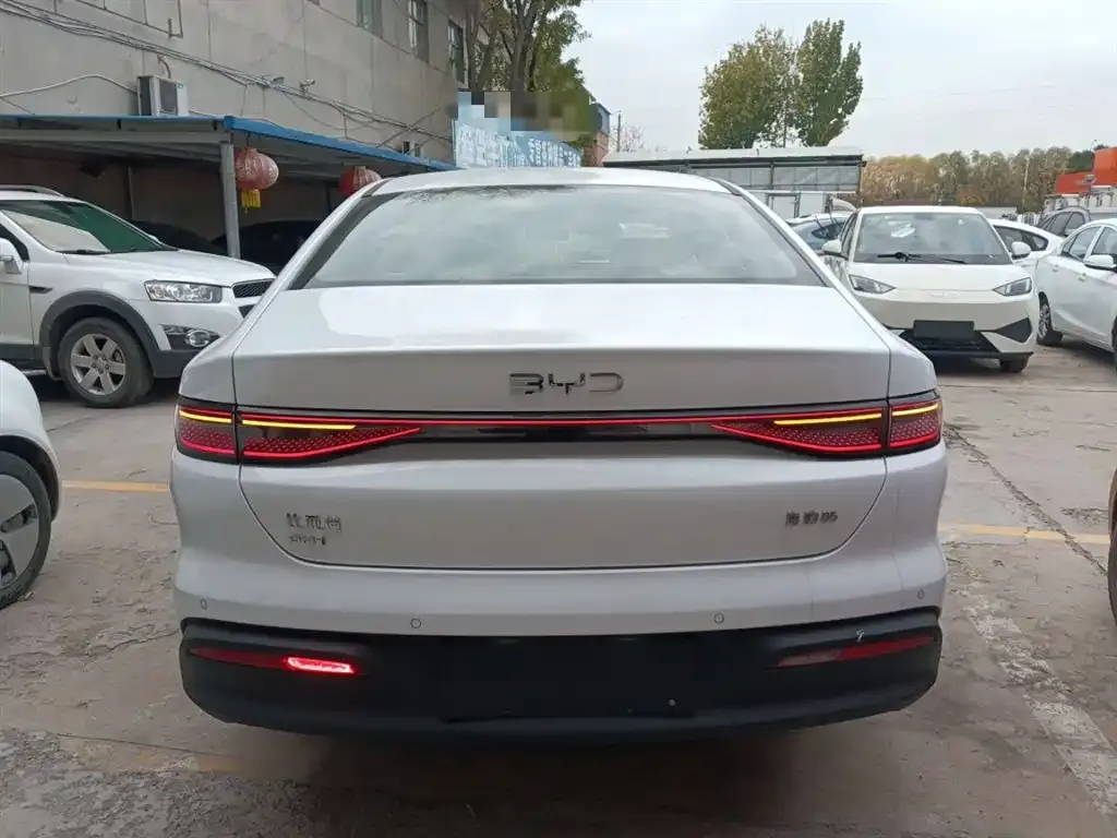 BYD Seal 05 DM-i 2025 из CN, фото 6