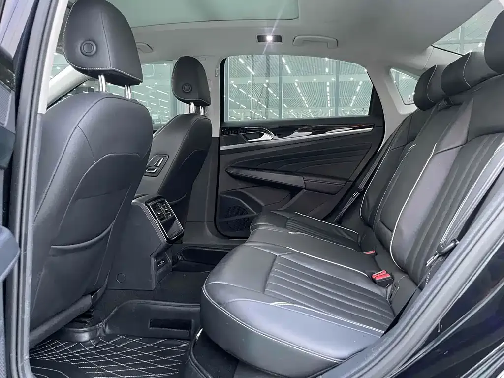 [object Object] Passat 2022 из CN, фото 8