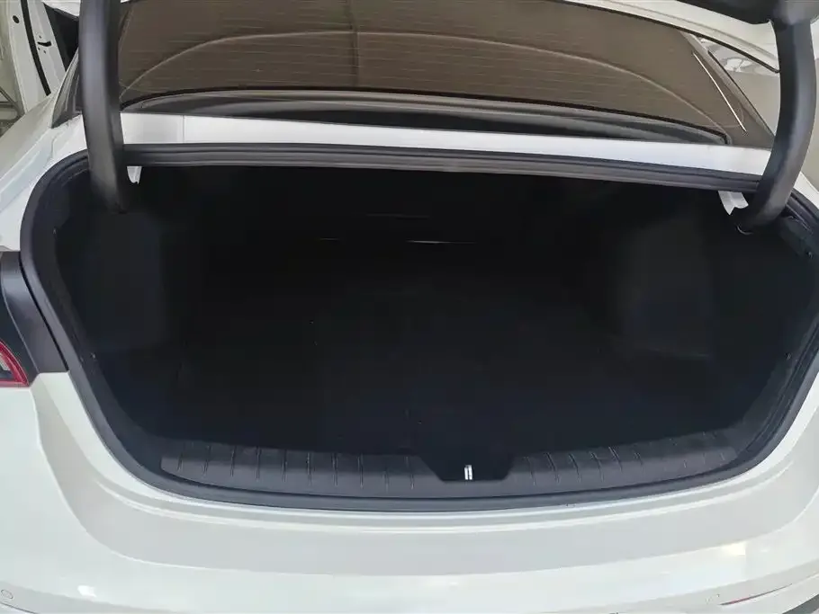 Kia K5 2022 из CN, фото 4