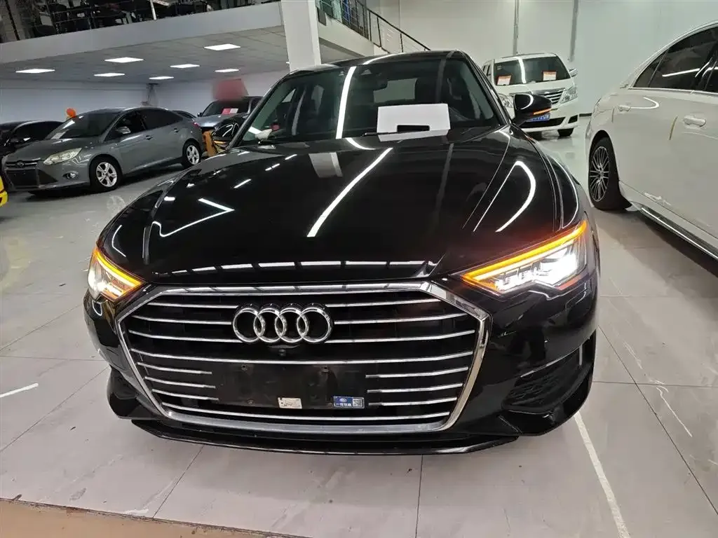 Audi A6L 2021 из CN, фото 3