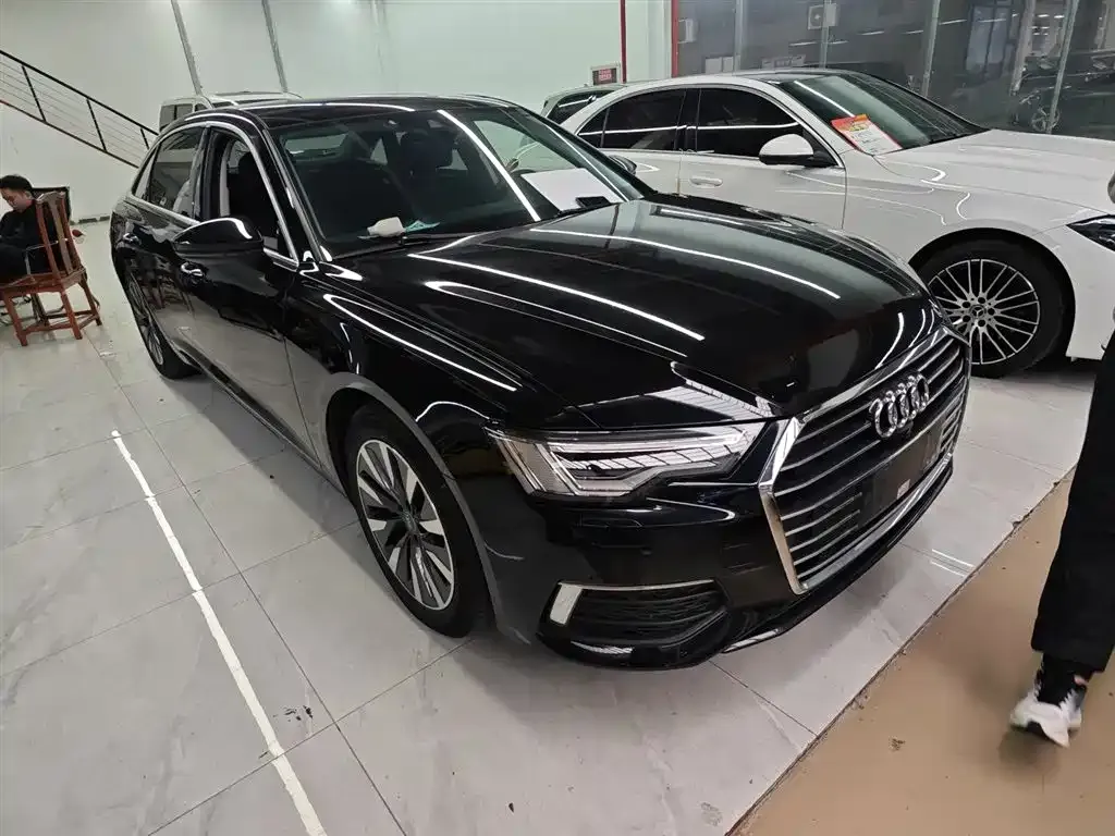 Audi A6L 2021 из CN, фото 4