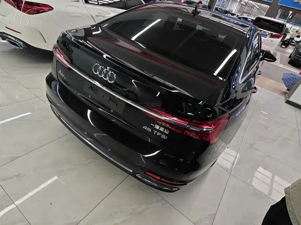 Audi A6L 2021 из CN, фото 7