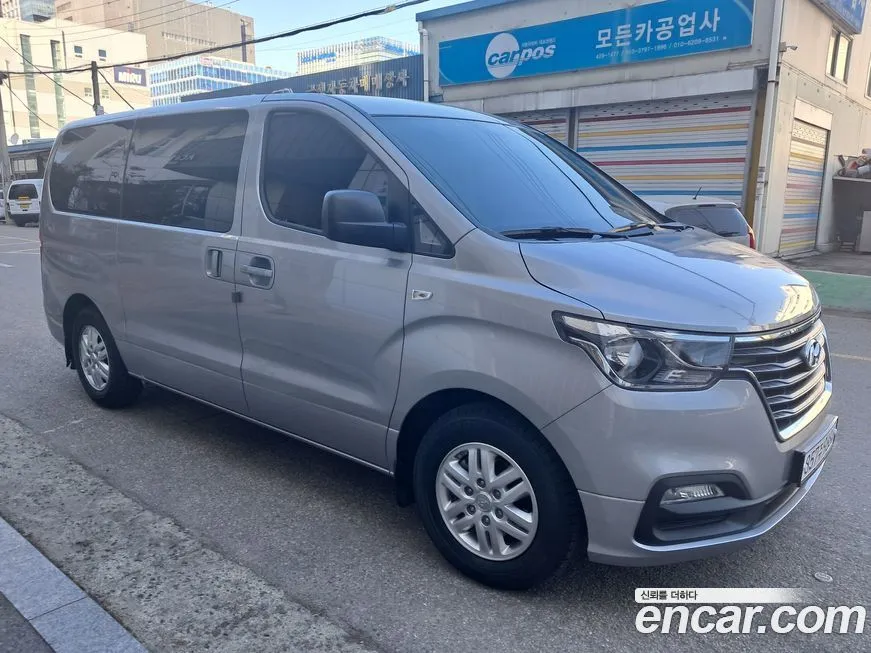 Hyundai Starex 2021 из KR, фото 2