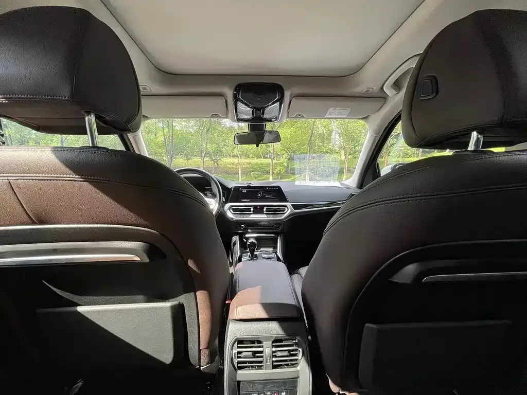 BMW 3 Series 2025 из CN, фото 7