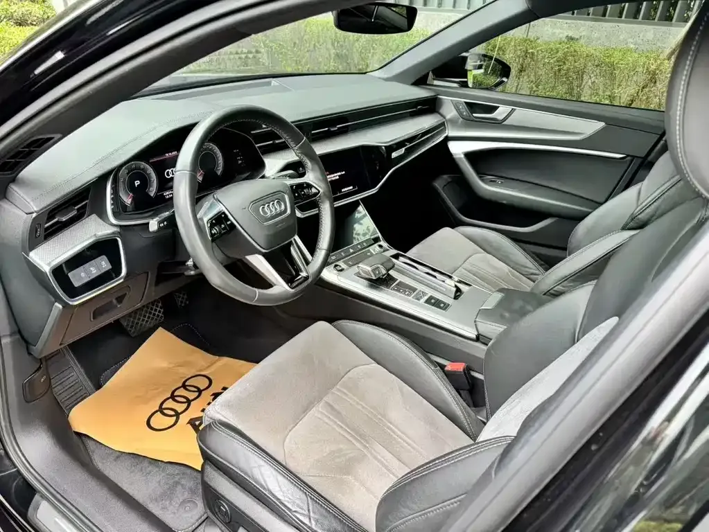 Audi A6L 2022 из CN, фото 5