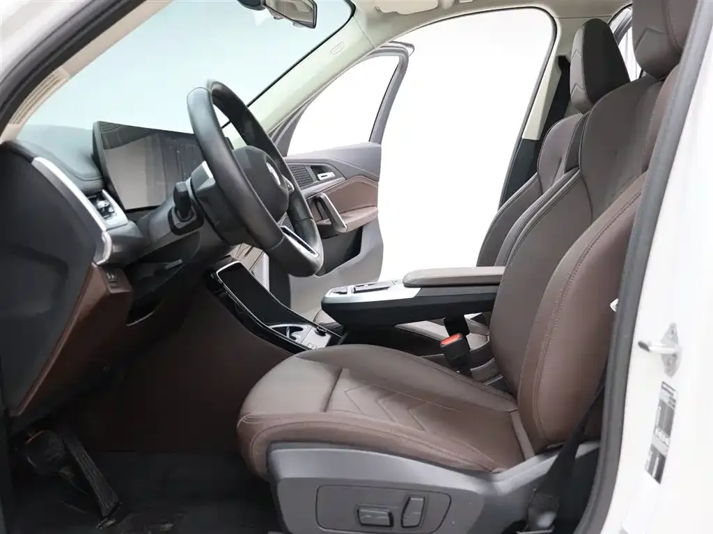 BMW X1 2024 из CN, фото 2