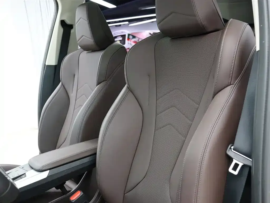 BMW X1 2024 из CN, фото 3