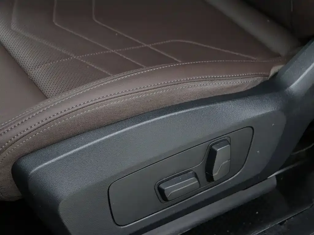 BMW X1 2024 из CN, фото 4