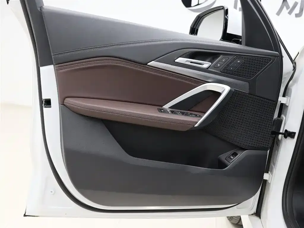 BMW X1 2024 из CN, фото 5