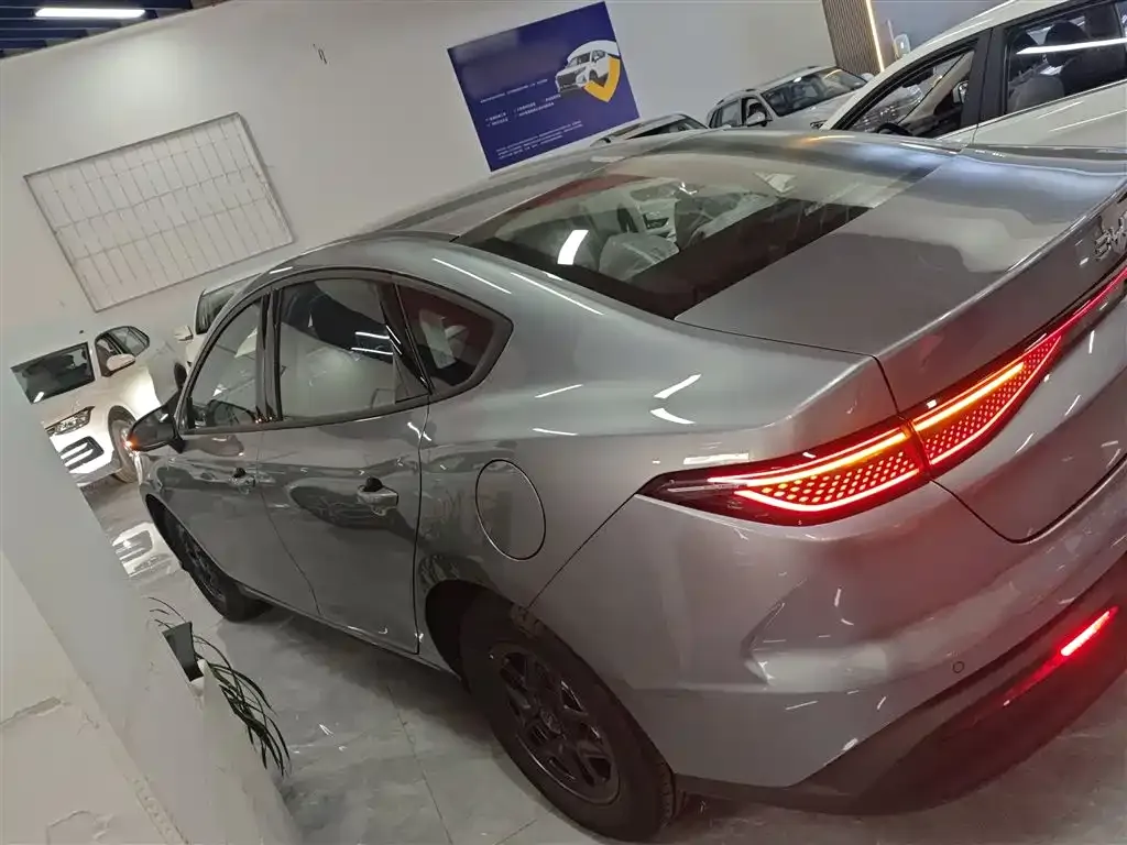 BYD Seal 05 DM-i 2025 из CN, фото 5