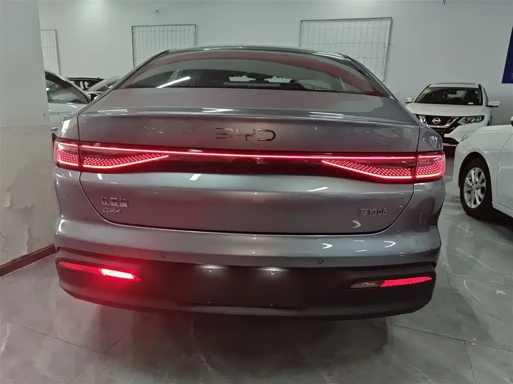BYD Seal 05 DM-i 2025 из CN, фото 6